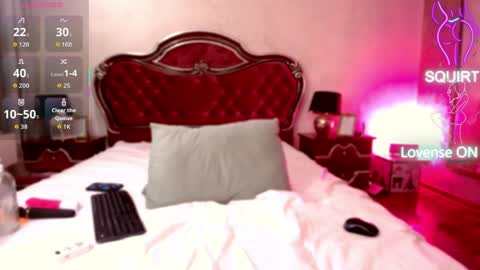 Stacy online show from April 3, 8:40 pm