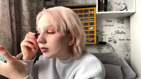 Emma online show from February 14, 6:04 am