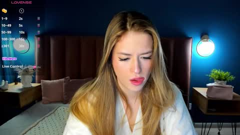 Stacy online show from February 17, 1:38 am