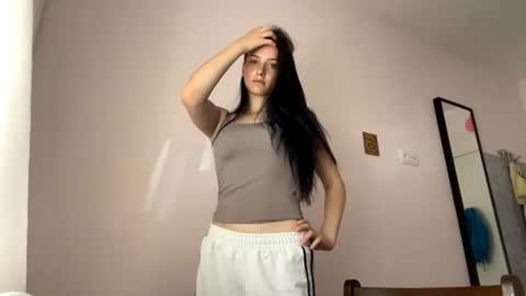 Lola online show from June 16, 10:16 am