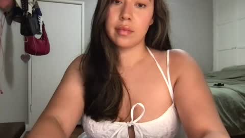 starlitdreams777 online show from July 8, 2:14 am