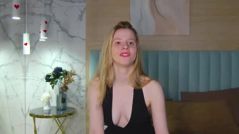 Stefie online show from May 8, 5:43 am