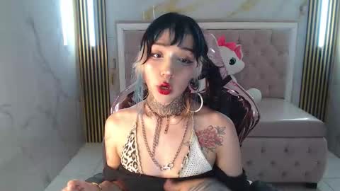 stefnixxx_s online show from December 19, 8:56 pm