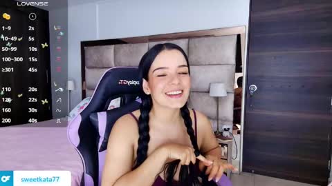 Stefany online show from June 1, 11:38 pm
