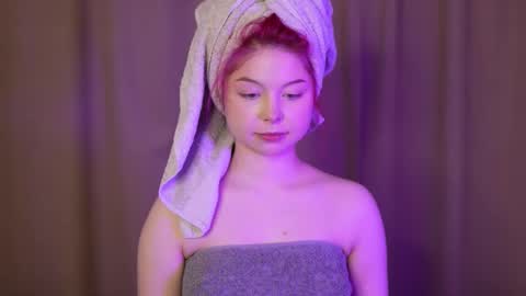 Stella online show from November 13, 1:26 am