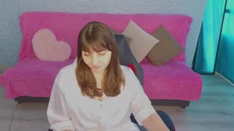 Stela online show from May 8, 9:56 am