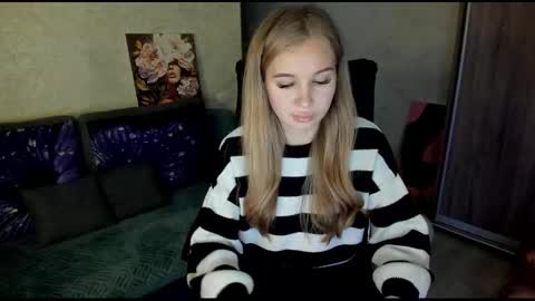 Stella  Cox online show from November 16, 12:49 pm
