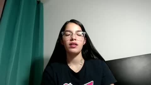 Stella online show from January 4, 7:03 am