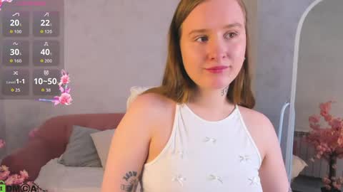 Stella online show from April 8, 1:30 am