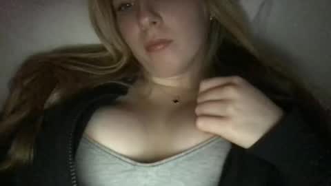 stelladams online show from December 12, 6:14 am