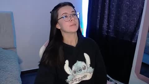 Emma online show from March 5, 4:02 pm