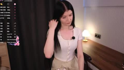 Amelia online show from May 4, 2:04 am