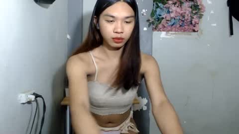 in a world full of sadness why you dont invite me to fvck you online show from July 7, 8:11 pm
