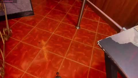 stephany_rodriguez_ online show from December 14, 10:54 am