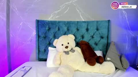 Stefanny online show from April 12, 1:41 am