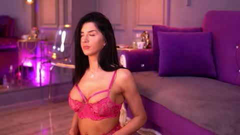 Steph online show from September 23, 10:02 am