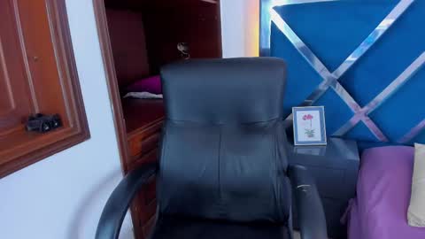 Sweety Stormi  online show from October 3, 5:51 pm