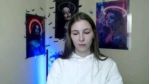 Amalia online show from November 4, 1:16 pm