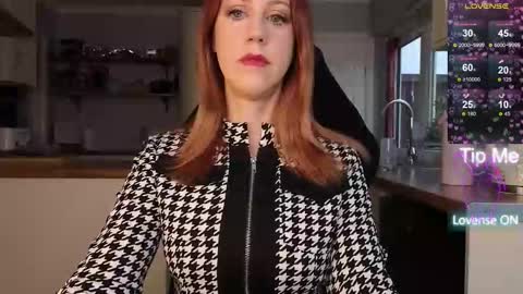 Amorina online show from November 7, 10:21 am