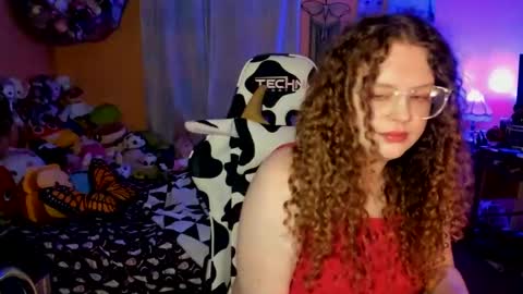 Strwbby online show from September 25, 7:40 am