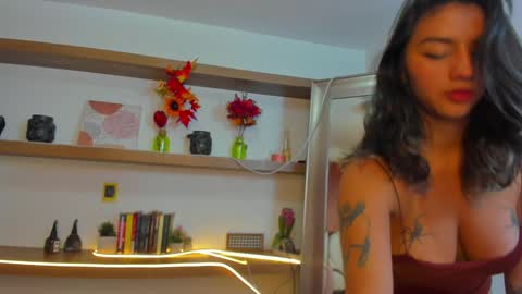 Zoe online show from January 14, 1:49 pm