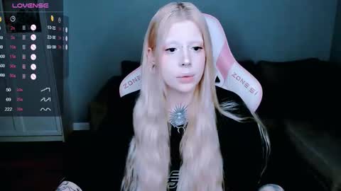 succubus_leslie online show from September 9, 11:04 pm