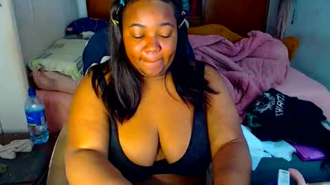 Cami   Back in 2 hours online show from January 9, 5:12 am