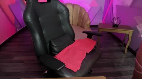 sun_set1 online show from July 8, 8:27 am