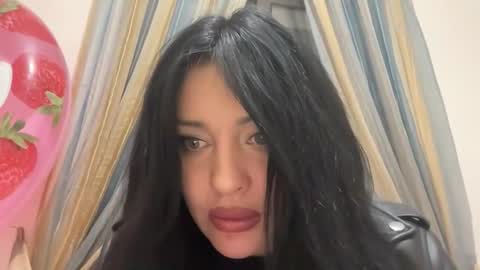 sunlily_touch online show from January 7, 6:33 pm