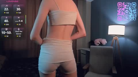 Kiki online show from March 26, 1:19 am