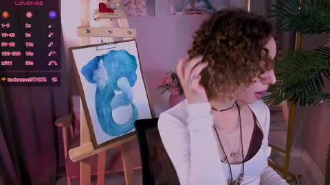 Mia online show from April 5, 6:12 am