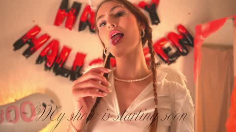 Alice online show from December 24, 6:55 am