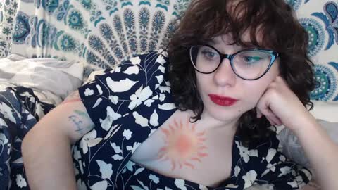 Hella online show from December 29, 10:56 am