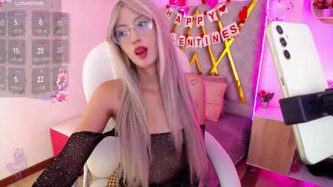 Susan online show from February 12, 11:51 am