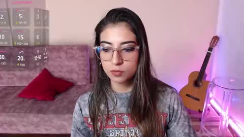 Susana hendrix    online show from February 15, 6:18 pm