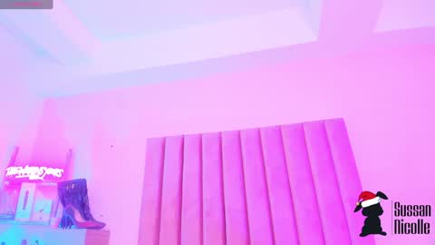 Sussan Nicole  online show from December 18, 12:40 pm