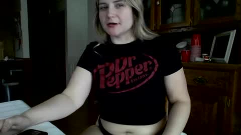 svmxoxo online show from February 16, 5:59 pm