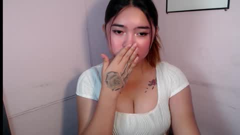 Jasmine online show from October 26, 11:49 am