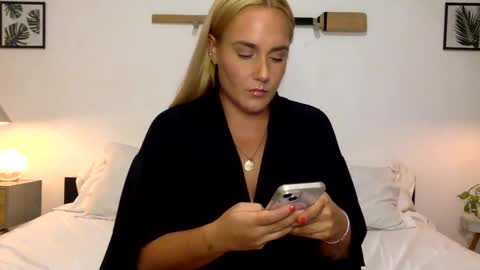 Swedish Candii online show from January 11, 4:06 am