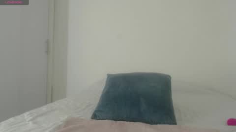 Chloe  online show from March 11, 6:52 am