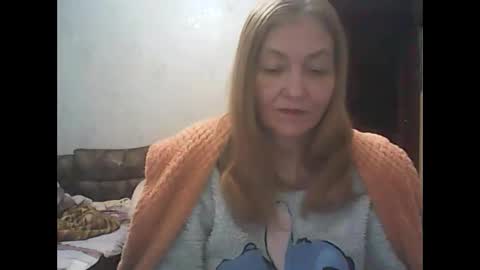 sweet4blonde609 online show from February 5, 10:51 am