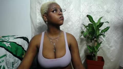 mariana online show from April 11, 7:45 am