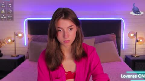 sweet__vikki online show from September 26, 12:25 pm