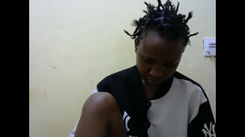 Silvia online show from October 26, 12:00 pm