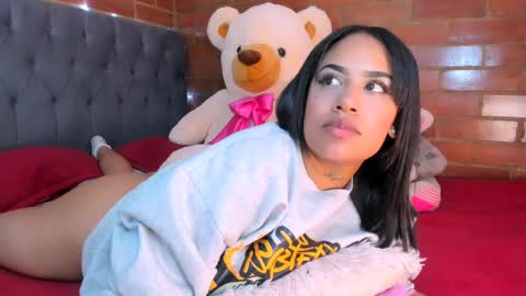 Stephanie online show from January 31, 3:44 pm