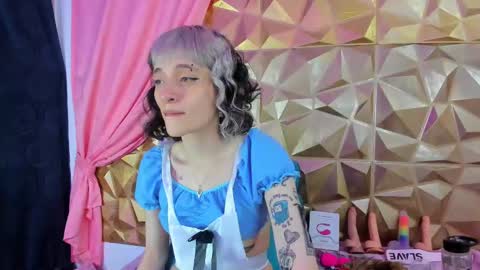  emmili  online show from February 9, 12:08 pm