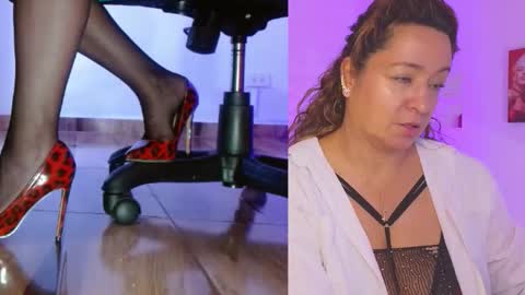 Sweet Evans online show from November 9, 6:42 am