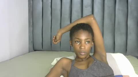 sweet_freaky online show from December 17, 8:46 pm