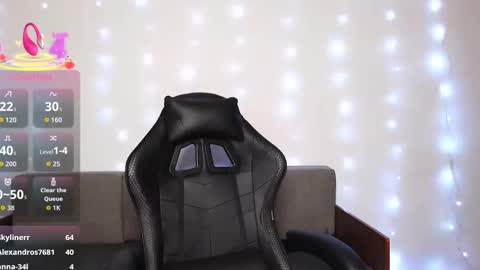 sweet_girl8484 online show from March 26, 5:58 pm