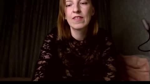 sweet_lilbunny online show from December 17, 3:49 pm